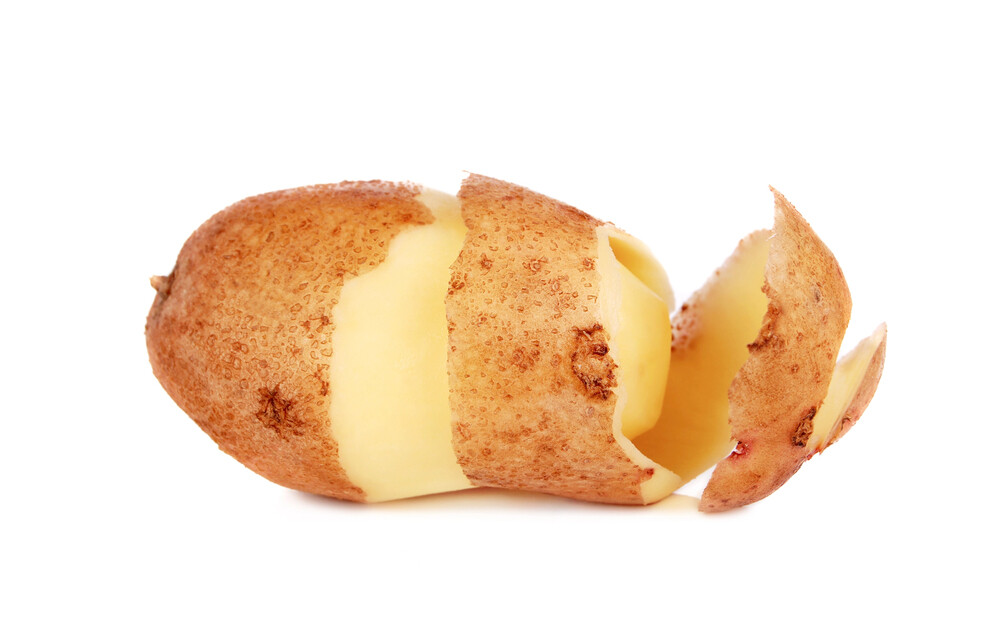 ¿Es beneficioso comer la piel de la patata?